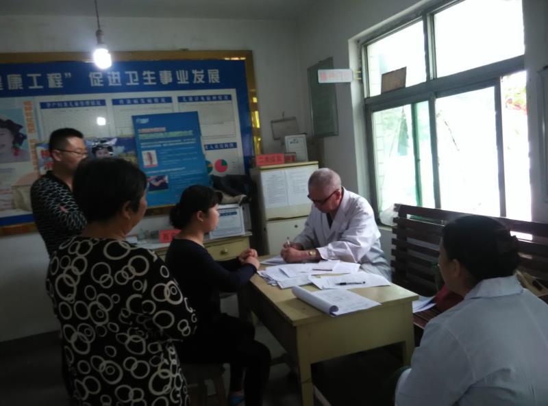 下鄉(xiāng)義診